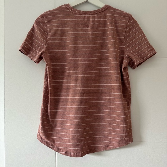 Lululemon Love T-Shirt - Picture 4 of 4